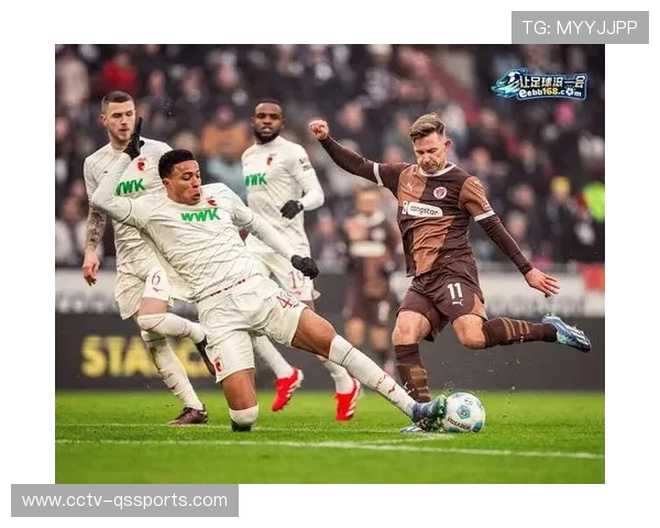 斯图加特vs奥格斯堡:防守失误导致失球 斯图加特vs奥格斯堡:防守失误导致失球